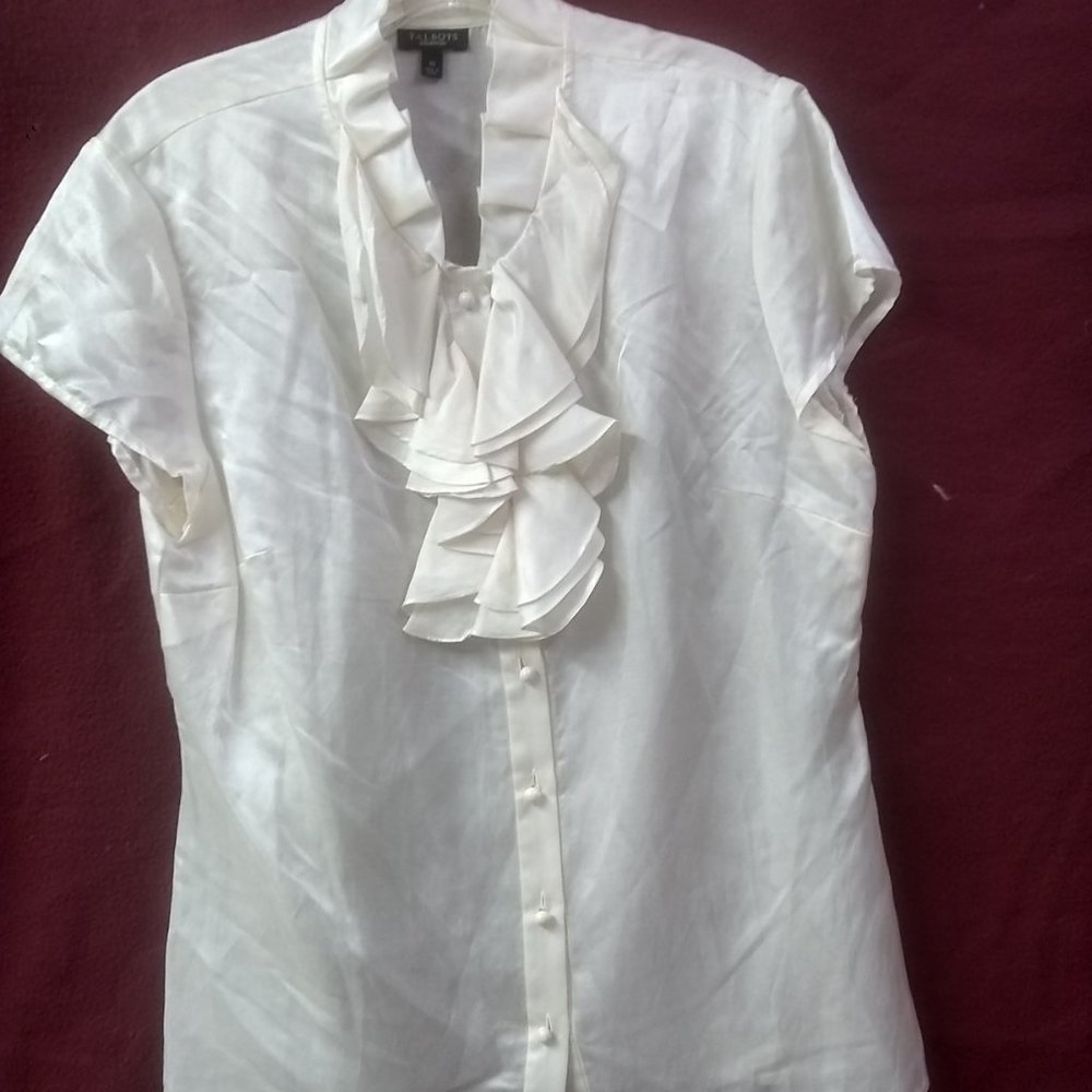 Women's Ruffleneck Shirt